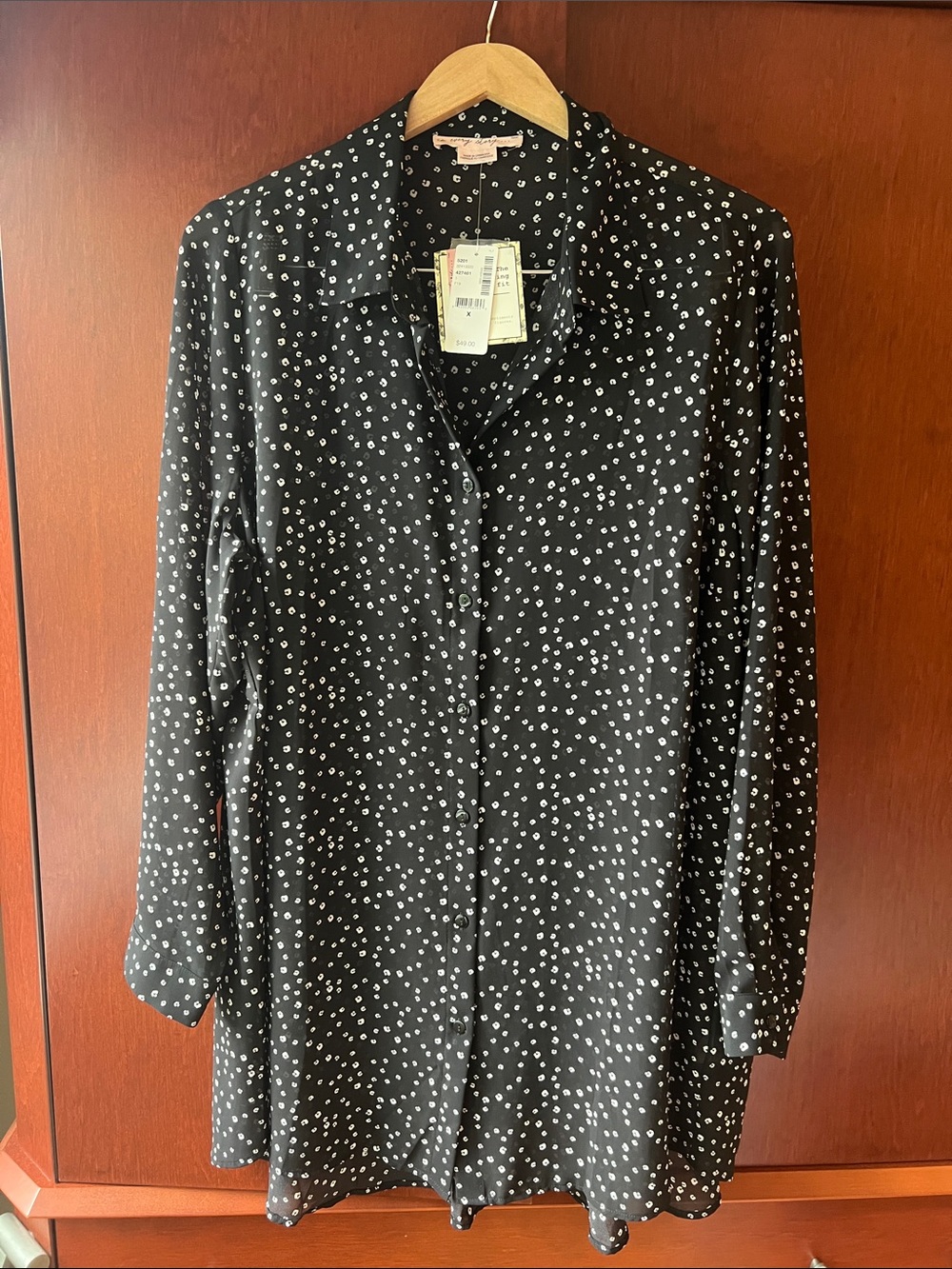 Women’s Black Dotted Tunic Top NWT